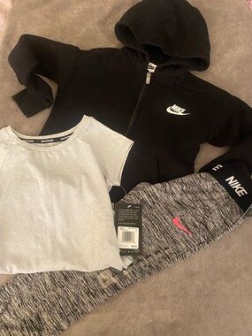 Nike Girls Active Set - Black Hoodie, Gray Top & Heathered pants